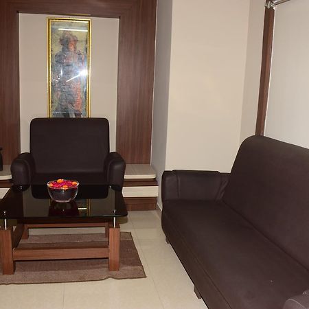 Hotel Landmark Пури Екстериор снимка